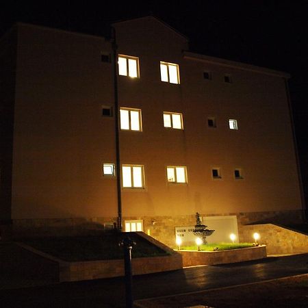 Apartments Nova Starigrad Paklenica Exterior foto