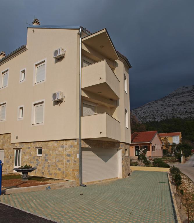 Apartments Nova Starigrad Paklenica Exterior foto